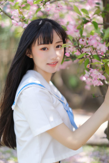 一边伸舌一边喘气助眠